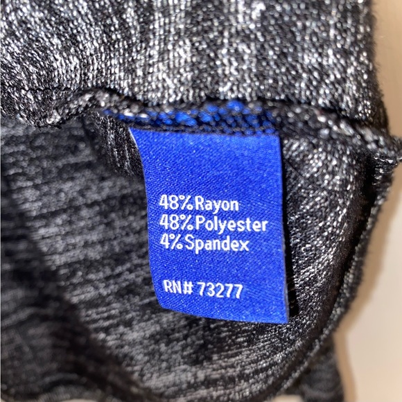 Apt 9 Open Shoulder Sweater - Picture 4 of 4